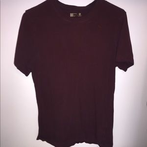 Maroon t shirt